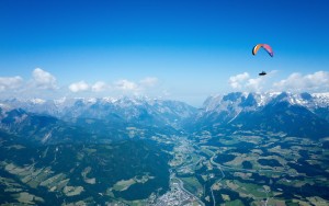 23: Traumhafte Aufnahme von Werner am Weg Richtung Hochkönig - nicht nur wegen solcher Fotos zahlt es sich aus, gemeinsam zu fliegen!!! :-)