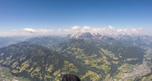 25: ...beim Erkunden der Thermikmöglichkeiten des uns zufuße liegenden Hochkönig