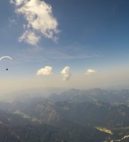 10: Zwei Ozonies auf dem Weg Richtung Chiemsee; und was stehen denn da für einladende Mützchen über den Chiemgauer Alpen? Nix wie hin!