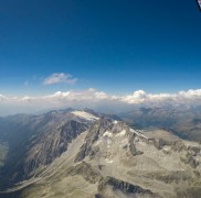 Di_10: …und weinge km weiter vorne formte sich schon der nächste Aufwind-markierende Wattebausch! Definitiv gut im Zyklus… :-)